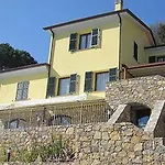 Bed & Breakfast Arianna Hill House 3*