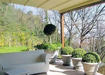 Arianna Hill House Couette-café 3*