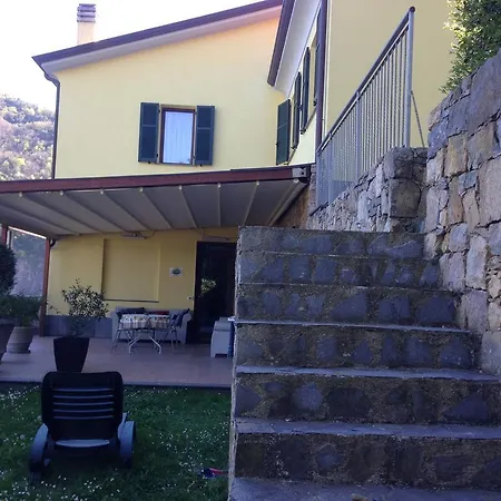 Arianna Hill House Couette-café 3*