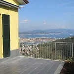 Arianna Hill House Oda ve Kahvaltı