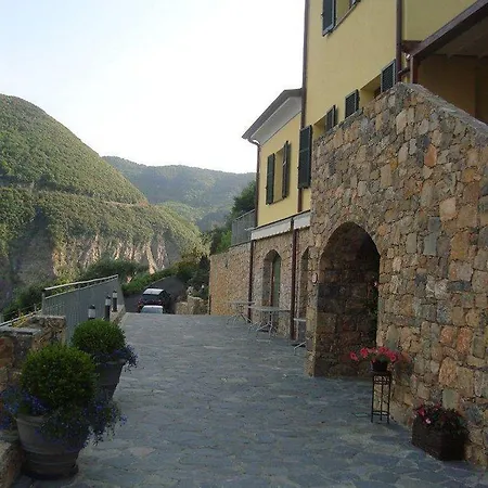 Arianna Hill House Bed and breakfast 3*