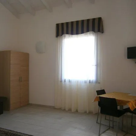 Arianna Hill House 3* La Spezia