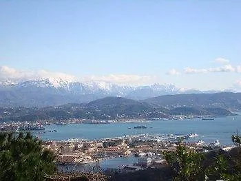 Arianna Hill House Bed & Breakfast La Spezia